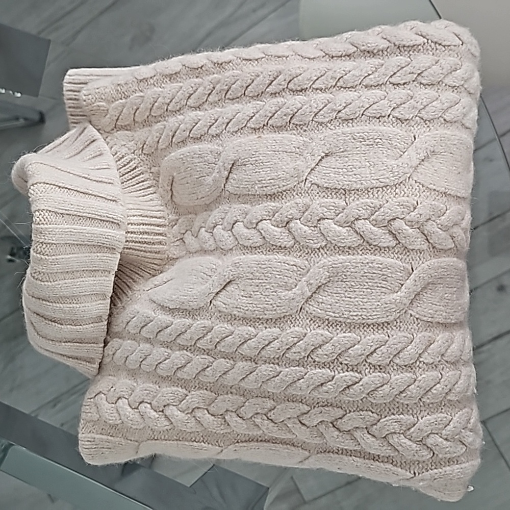 Adrienne Vittidina Petites Lambswool Turtle Neck Sweater M Very Warm